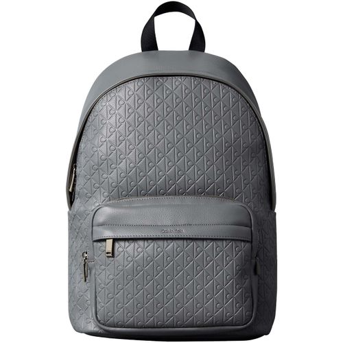 Sac a dos Emblem Aop Emboss Round Backpack - Calvin Klein Jeans - Modalova