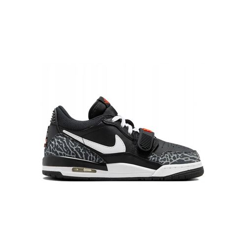 Baskets basses Nike CD9054018 - Nike - Modalova