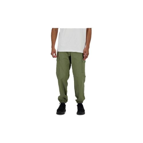 Pantalon New Balance MP41579DE - New Balance - Modalova