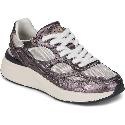 Baskets basses MUSA LAMINATED TAUPE - D.A.T.E. - Modalova