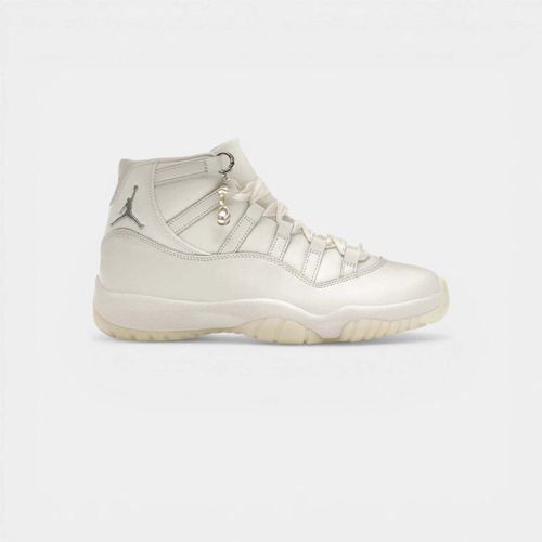 Baskets montantes Jordan 11 Retro Pearl (Women's) - Nike - Modalova