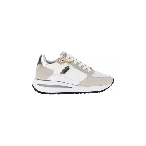 Baskets basses Chaussures FLPEGY FAB12 - Guess - Modalova