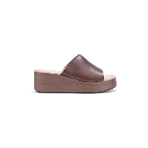 Sandales compensées Tongs, mules - Marron - La Modeuse - Modalova
