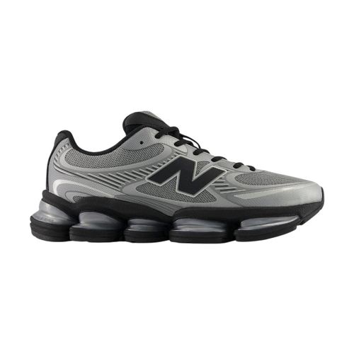Baskets basses 2000 Slate Grey/ Silver Metallic - New Balance - Modalova