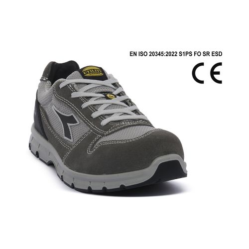 Baskets basses C0493 RUN TEXT LOW S1PS FO SR ESD - Diadora - Modalova