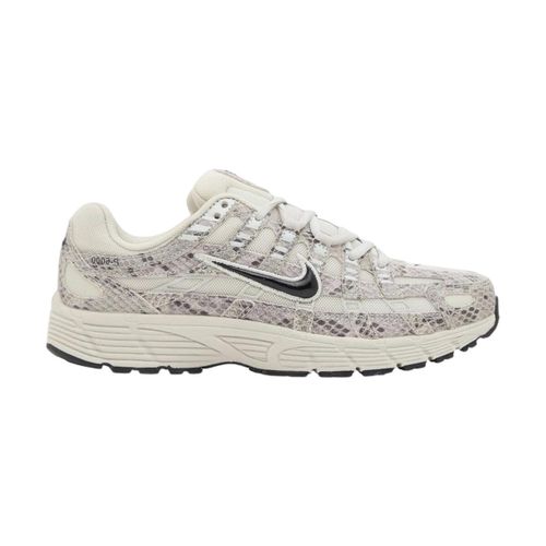 Baskets basses P-6000 SE Snakeskin Light Bone Black (Women's) - Nike - Modalova