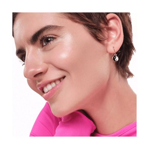 Enlumineurs Illuminateur Crème en Poudre Soft Touch Bouncy Glow - 1 - Essence - Modalova