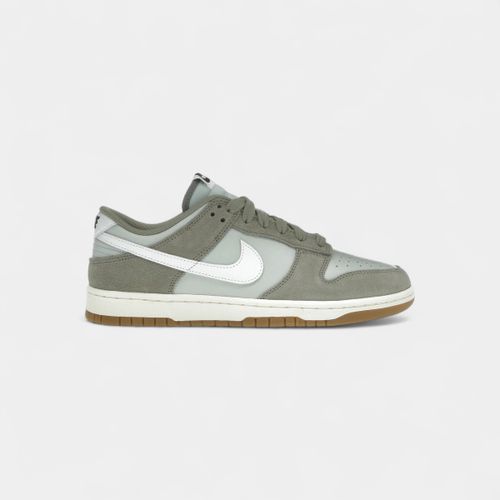 Baskets basses Dunk Low Retro SE Light Silver Light Army Sail White - Nike - Modalova