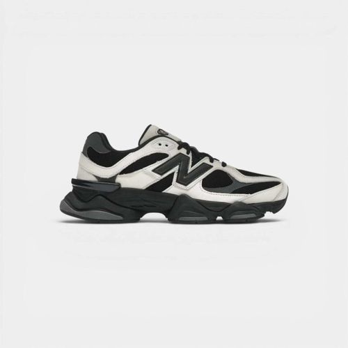 Baskets basses 9060 Off White Black - New Balance - Modalova