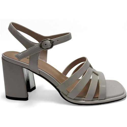 Sandales à talon Women's Beige Dress Open-Toe Sandals - Sergio Moretti - Modalova