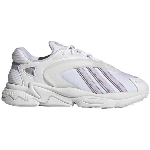 Baskets basses adidas Oztral - adidas - Modalova