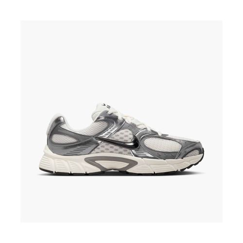 Baskets basses Nike V5 RNR - Nike - Modalova