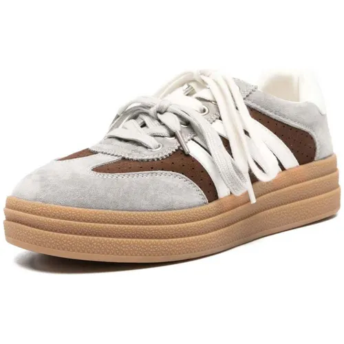 Baskets basses Women's Gray Wedge Low Top Sneakers - Sergio Moretti - Modalova