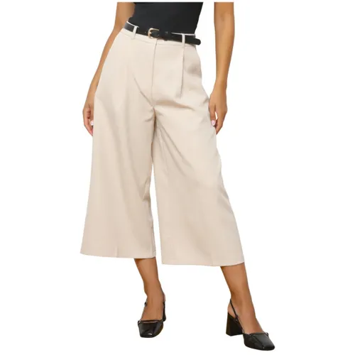 Pantalon Shorts - Beige - La Modeuse - Modalova