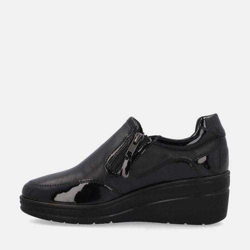 Slip ons Lara Shoes - Lara Shoes - Modalova
