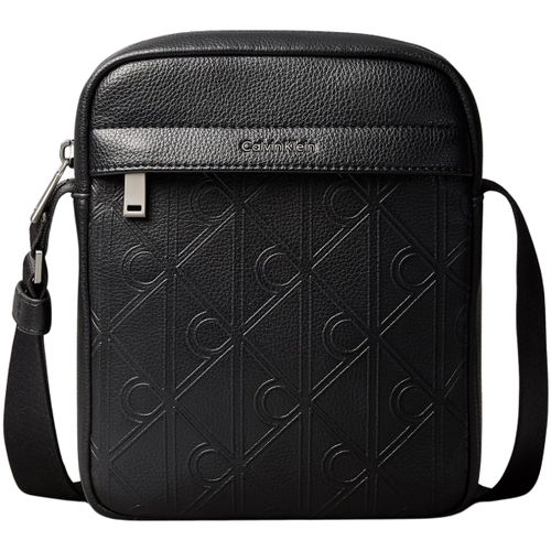 Sac EMBLEM AOP DEBOSS REPORTER - Calvin Klein Jeans - Modalova