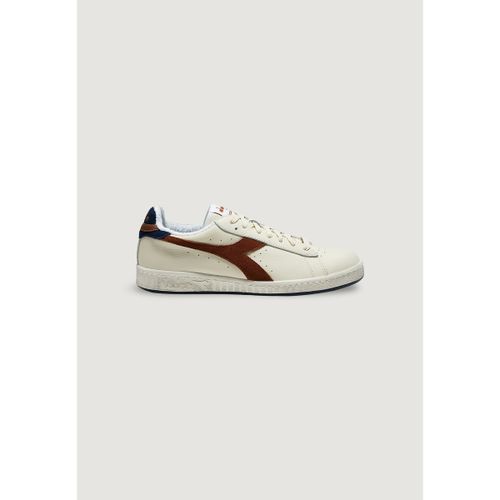Baskets GAME LOW SUEDE TOWEL 501.184.100 - Diadora - Modalova