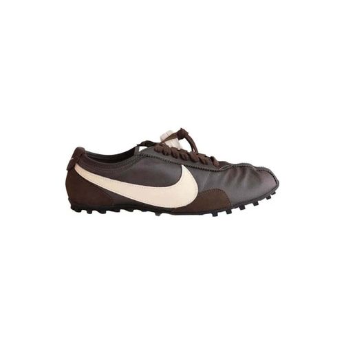 Baskets Nike Baskets marron - Nike - Modalova