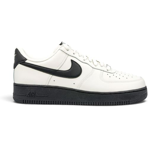 Baskets Air Force 1 '07 Light Bone Black - Nike - Modalova