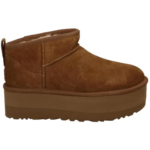 Bottines W CLASSIC ULTRA MINI PLATFORM - UGG - Modalova
