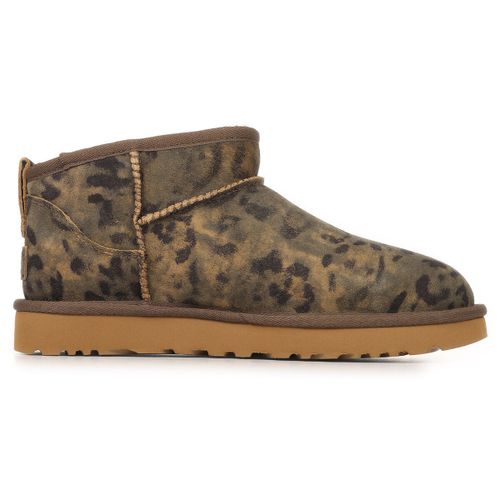 Boots Classic Ultra Mini Spotted - UGG - Modalova