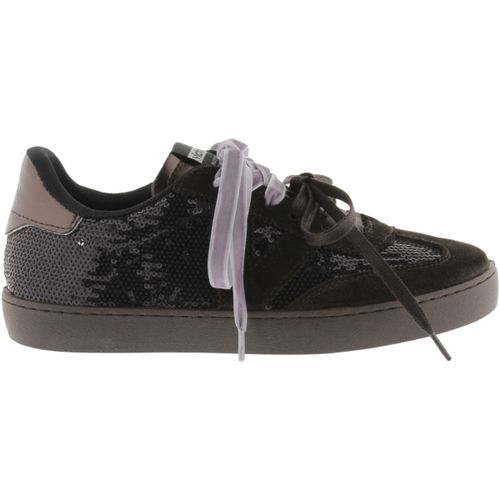 Baskets basses 1126246 negro - Victoria - Modalova