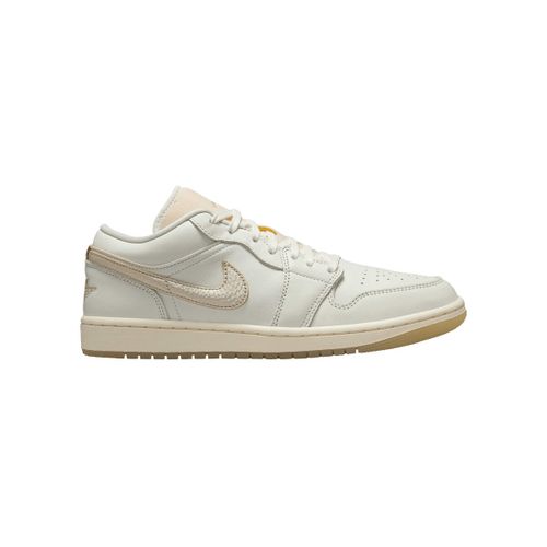 Baskets 1 Low SE Metallic Team Gold (Women's) - Nike - Modalova