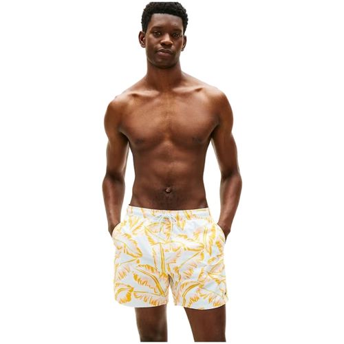Maillots de bain Short de bain Ref UM0UM03491 0HC Jaune - Tommy Hilfiger - Modalova