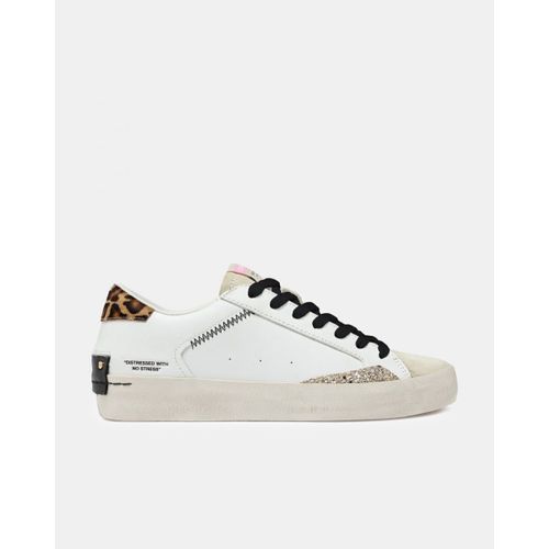 Baskets DISTRESSED 27000PP6-SAVAGE WHITE - Crime London - Modalova