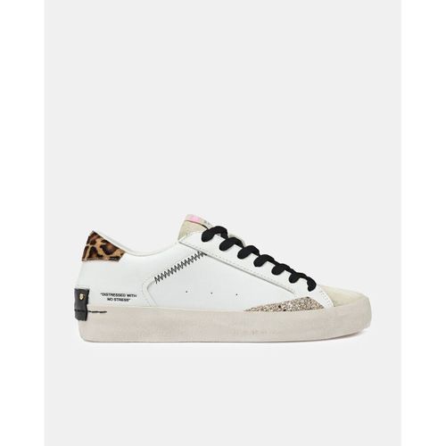 Baskets DISTRESSED 27000PP6-SAVAGE WHITE - Crime London - Modalova