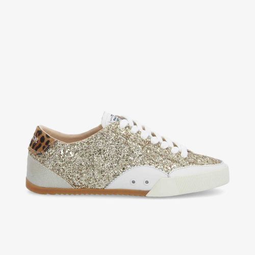 Baskets basses Mick Sneaker - Doré - Schmoove - Modalova