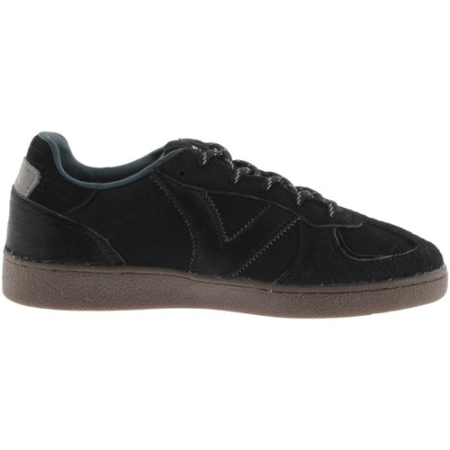 Baskets basses 1267101 negro - Victoria - Modalova