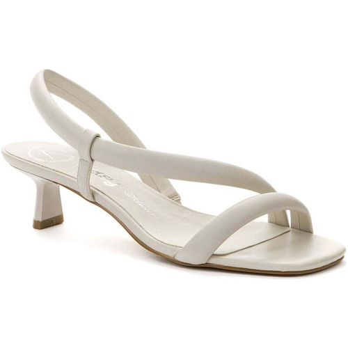 Sandales à talon beige elegant open sandals - Betsy - Modalova