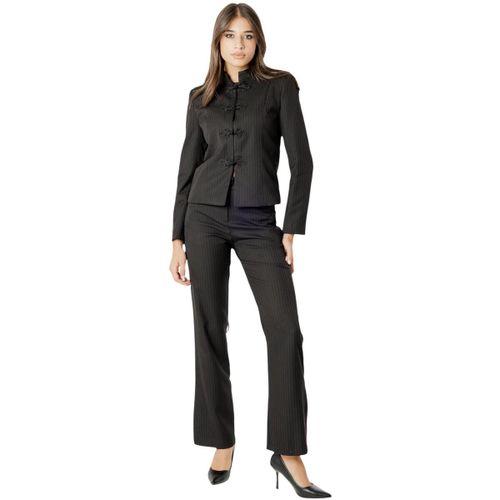 Pantalons de costume ROCKEFELLER PINSTRIPE FLARED PANTS AI26670 - I Am - Modalova