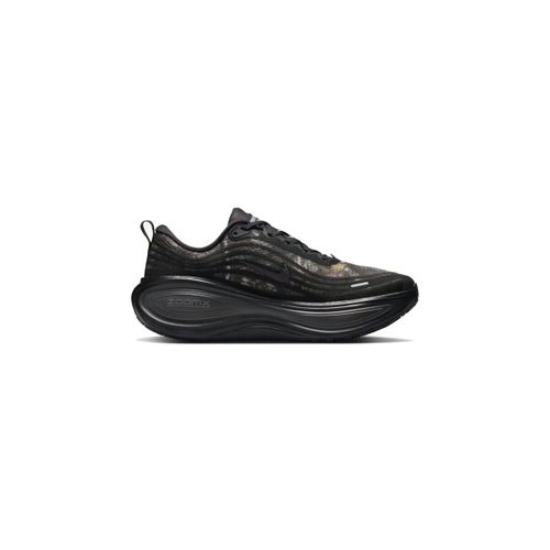 Baskets basses Nike Vomero Plus - Nike - Modalova
