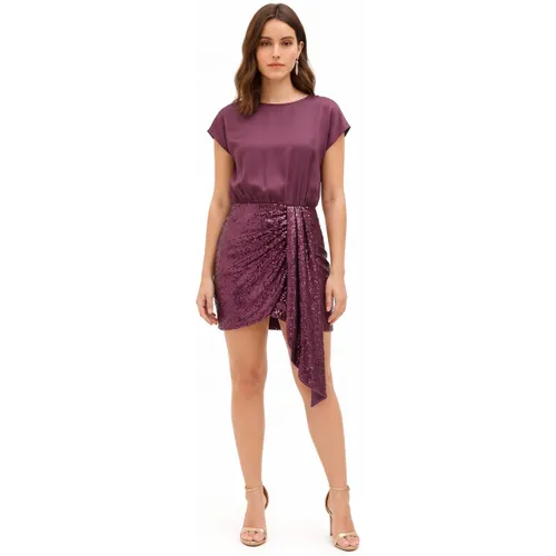 Robe Rinascimento CFC0130354003 - Rinascimento - Modalova