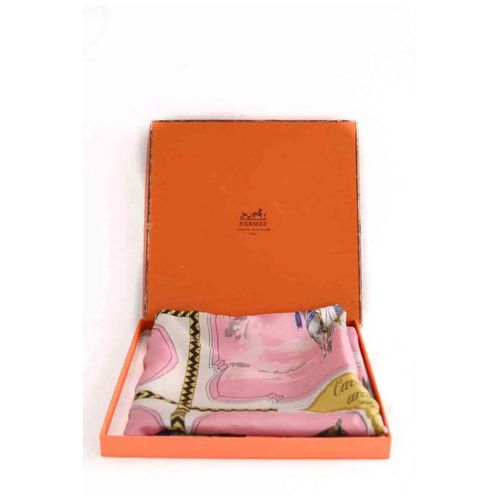 Echarpe Hermès Paris Carré rose - Hermès Paris - Modalova