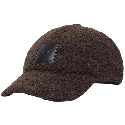 Casquette ALL-OVER SHERPA W/ PATCH CAP LV04F5096G - Calvin Klein Jeans - Modalova