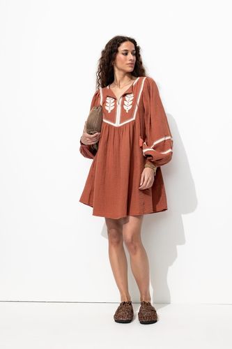 Robe folk brodée Caramel 42 - Promod - Modalova