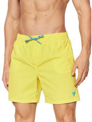 Short Short de bain Jaune - F2GT26 Jaune - Guess - Modalova