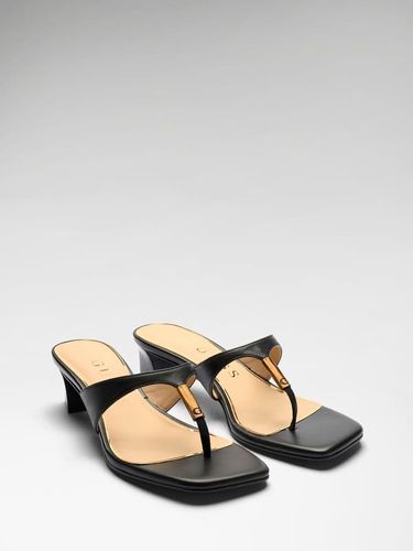 Sandales En Cuir Véritable Yaiza - Guess - Modalova