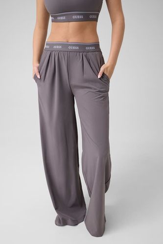 Pantalons De Survêtement À Coupe Décontractée - Guess - Modalova