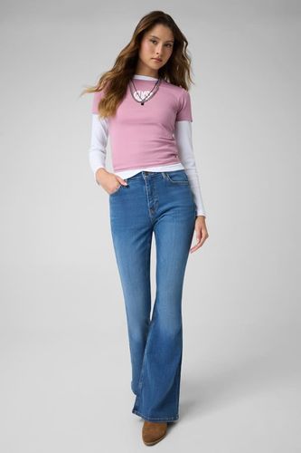 T-Shirt Extra-Slim - Guess - Modalova