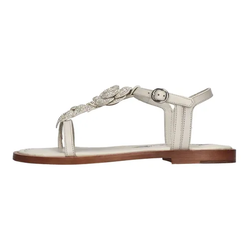 Shoes > Sandals > Flat Sandals - - Emanuelle Vee - Modalova