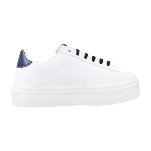 Shoes > Sneakers - - Victoria - Modalova