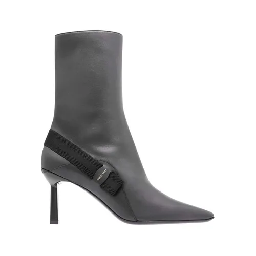 Shoes > Boots > Heeled Boots - - Ferragamo - Modalova