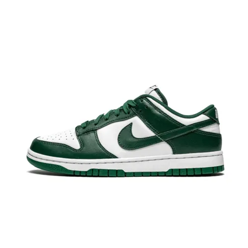 Nike - Shoes > Sneakers - Green - Nike - Modalova