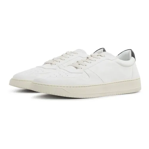 Shoes > Sneakers - - Garment Project - Modalova