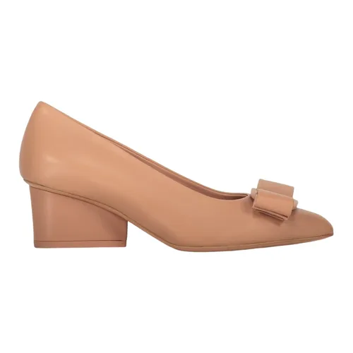 Shoes > Heels > Pumps - - Ferragamo - Modalova