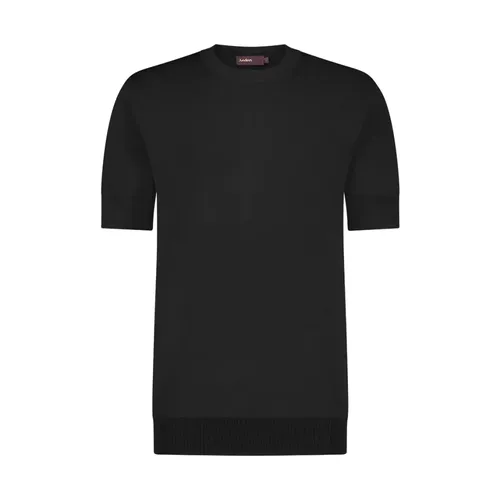 Aeden - Tops > T-Shirts - Black - Aeden - Modalova